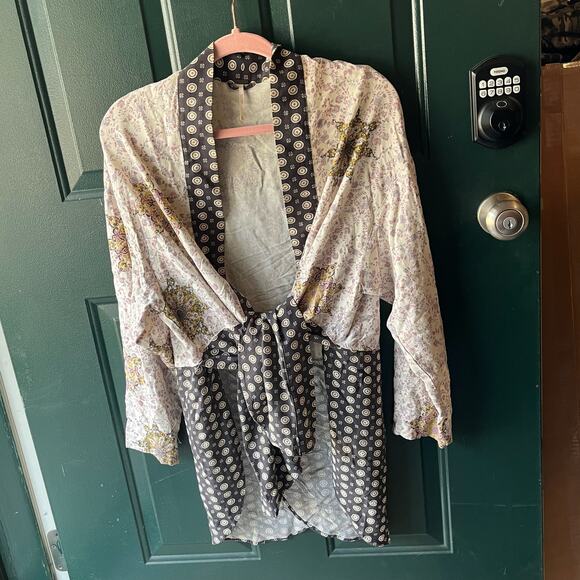 Free People Forget Me Not tie front kimono duster size small EUC - Picture 8 of 11